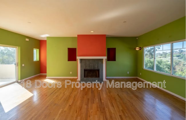 Photo - 1352 24th St