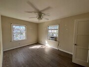 Photo - 126 N Maple St