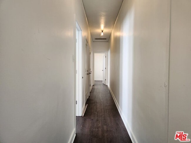 Photo - 425 N Ogden Dr Unit 427 1/2