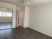 Photo - 1335 N Detroit St