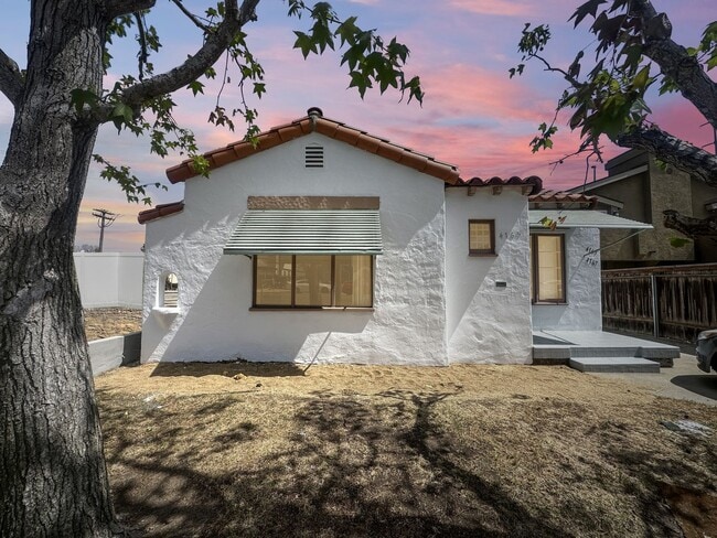 Building Photo - 3 Bedroom House in North Park! Unit 4165