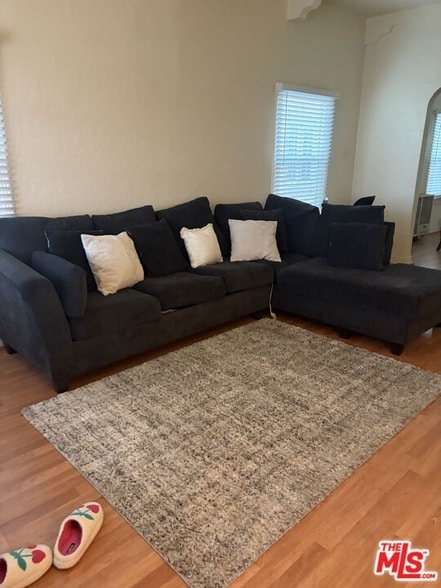 Photo - 1956 W 73rd St