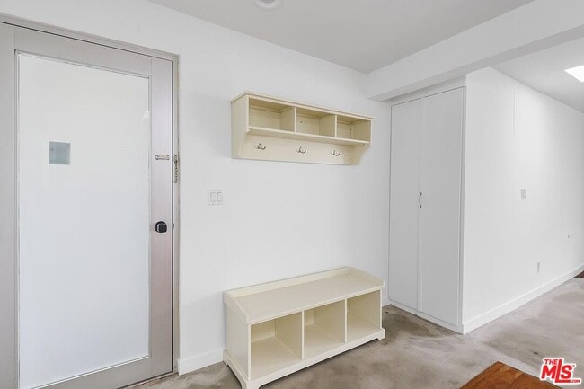 Photo - 25 Ironsides St