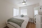 Photo - 424 29th St Apartments