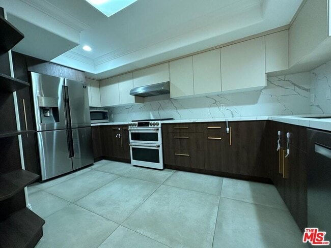 Photo - 2435 Florencita Dr W Unit 203