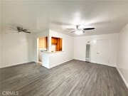 Photo - 469 E Algrove St