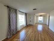 Photo - 6121 White Oak Ave House