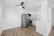 1BR, 1BA - 795SF - Kitchen - Oceana Apartments
