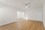 Photo - 842 W 83rd St Unit 01