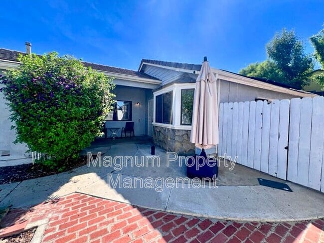 Photo - 27773 Moonridge Dr