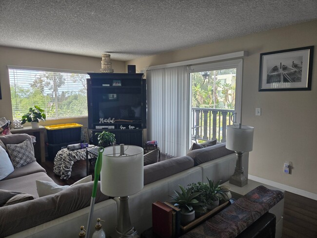 Photo - 28151 Highridge Rd Unit 1