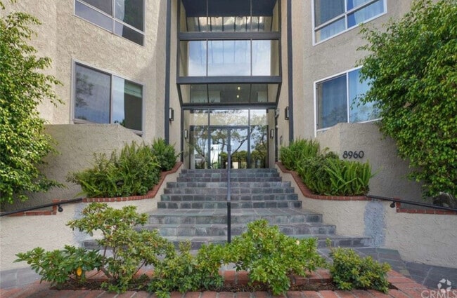 Building Photo - 8960 Cynthia St Unit CL7 Rental