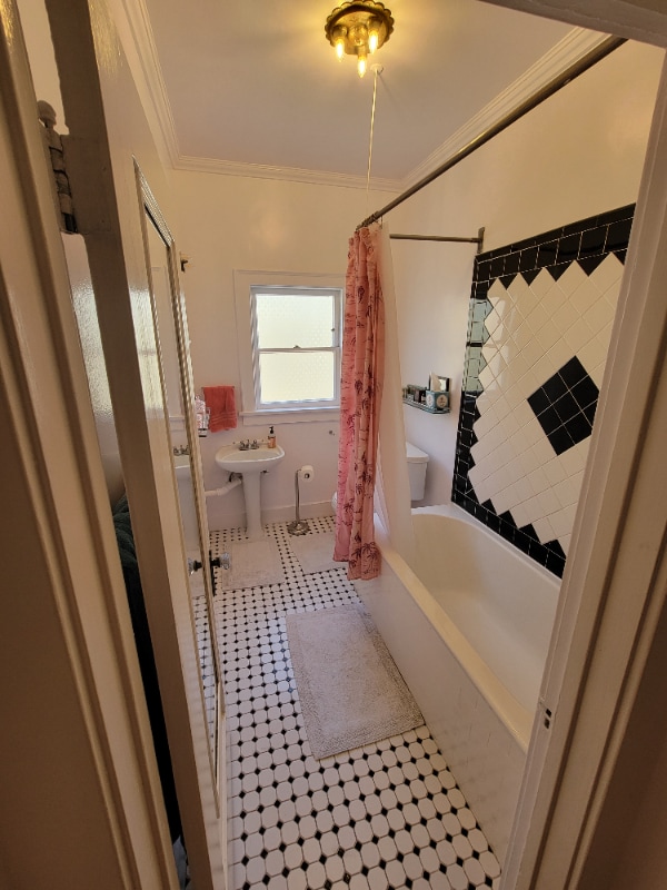 Photo - 1935 N Vermont Ave Unit 4