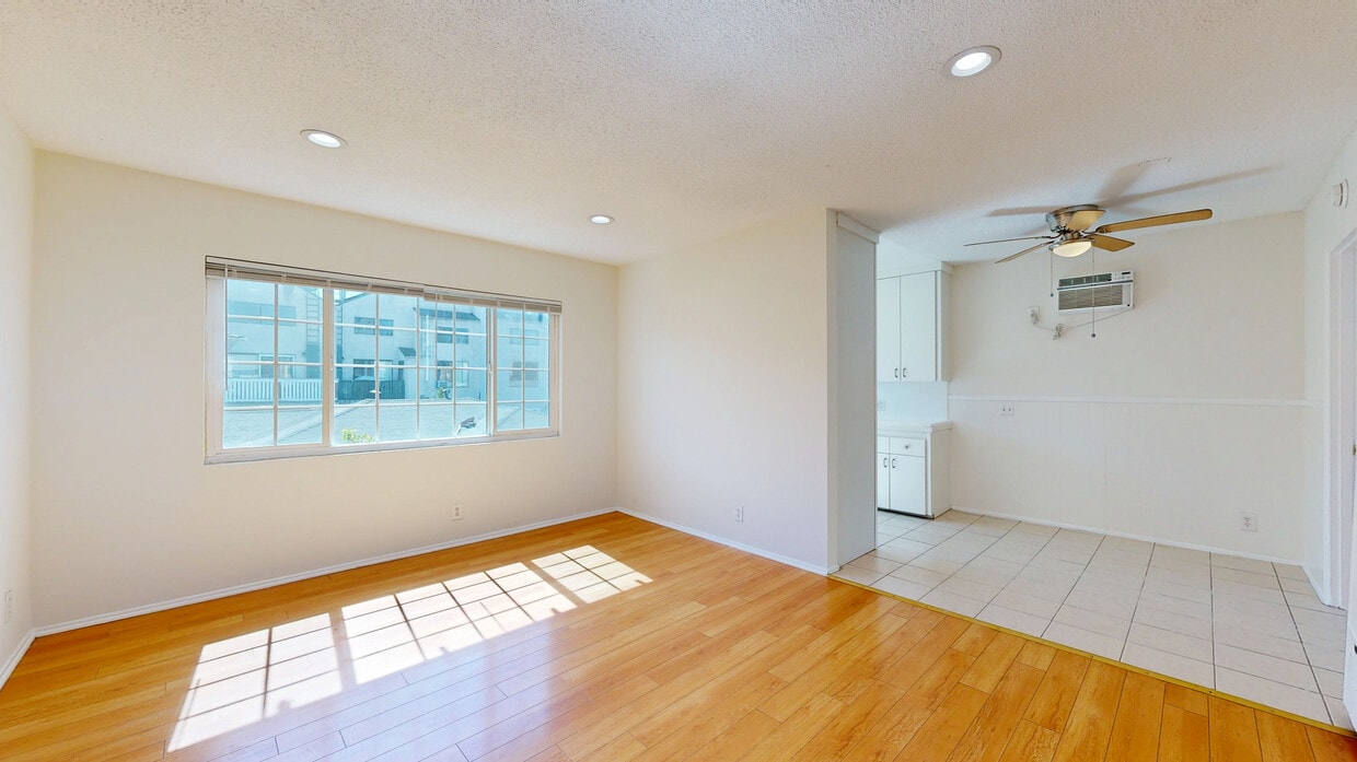 3D Tour - 6134 Hazelhurst Pl