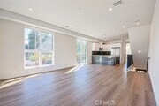 Photo - 10719 Addison St