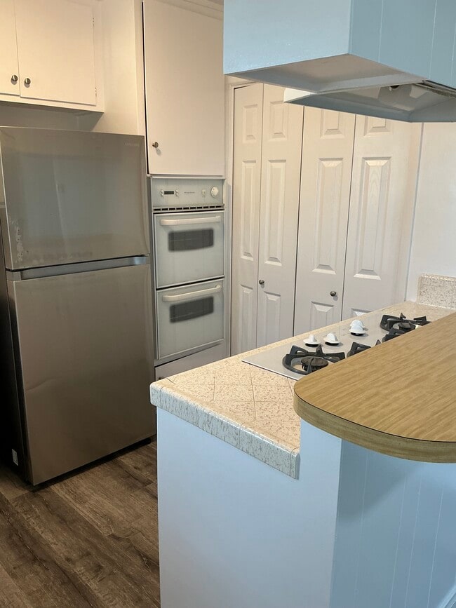 Photo - 1253 W 24th St Unit 3