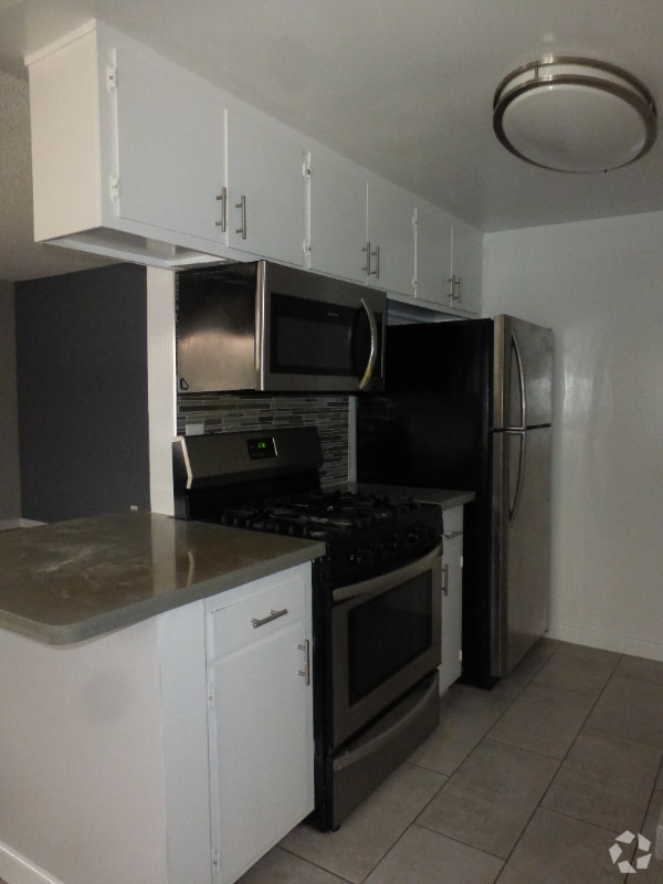 Building Photo - 20810 Amie Ave Rental