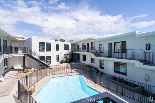 Building Photo - 6679 Linda Vista Rd Unit 28 Rental