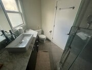 bathroom - 635 N Windsor Blvd