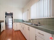 Photo - 336 S Wilton Pl Condo