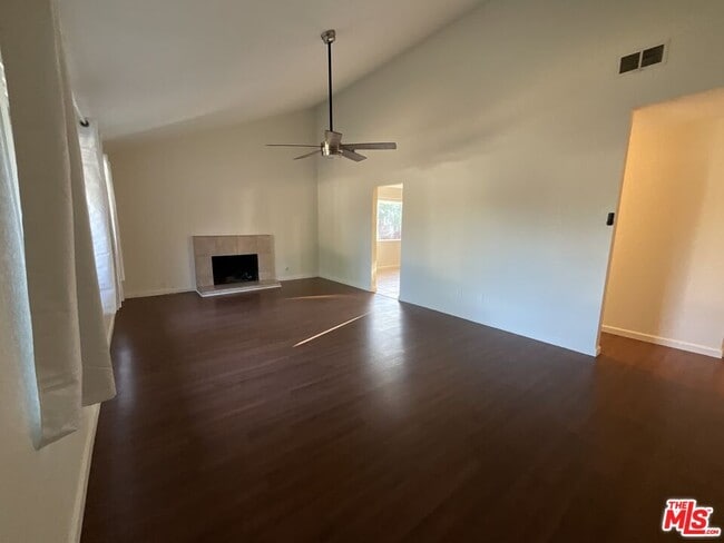 Photo - 243 S Sutter Ave