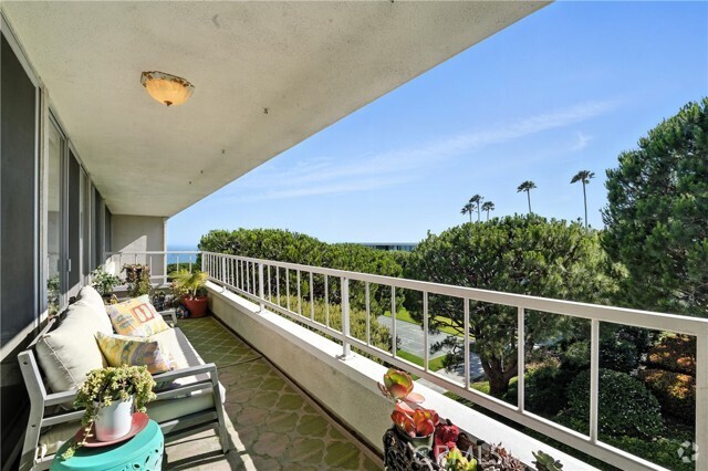 Building Photo - 32735 Seagate Dr Unit 301 Rental