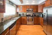 Photo - 910 19th St Townhome