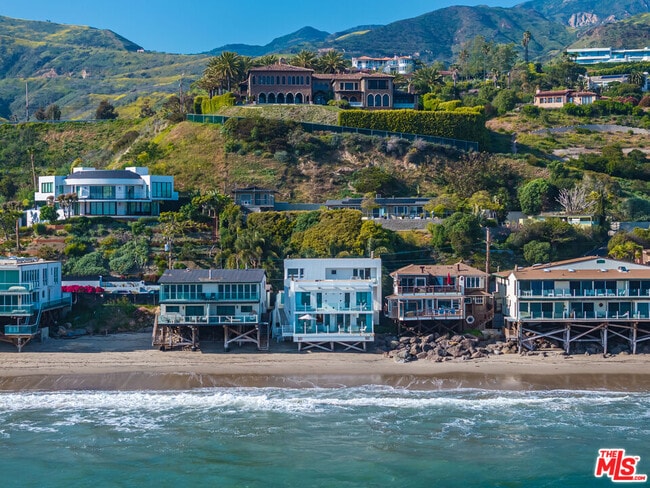Photo - 25212 Malibu Rd