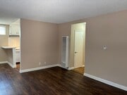 Photo - 3104 Montrose Ave Unit 6