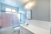 1BR, 1BA - 623SF - Bathroom - Riverside Apartments at Valley Village