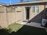 Photo - 3333 Nile St