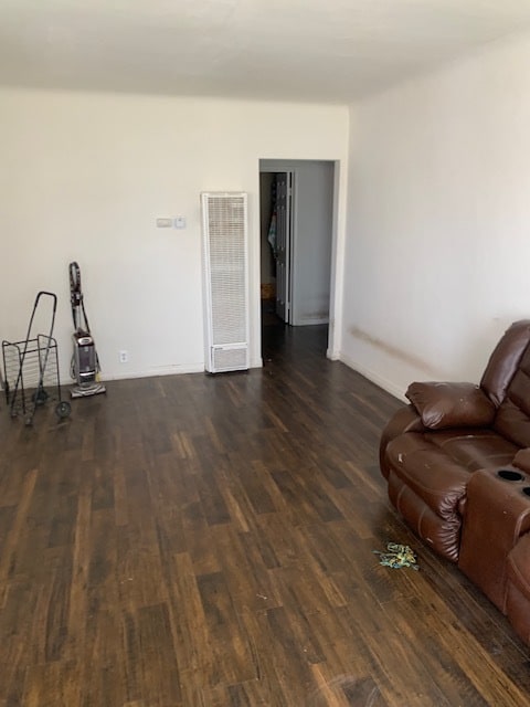 Photo - 44442 Beech Ave