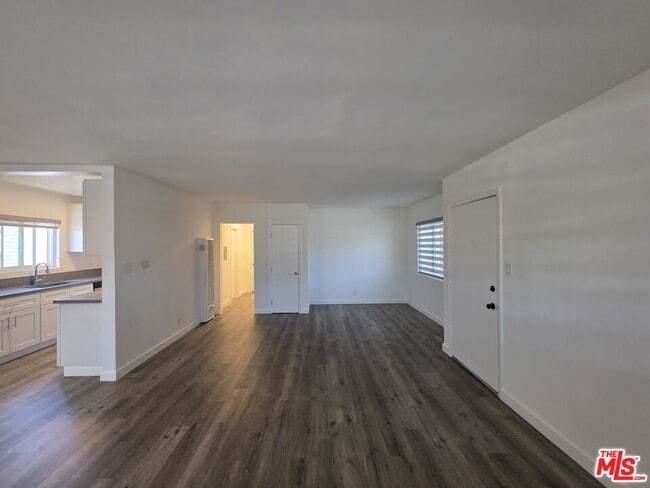 Photo - 10734 Palms Blvd Unit 3