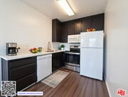 Photo - 1137 W 36th Pl Unit 3