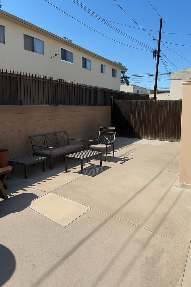 Photo - 237 N Park Ave