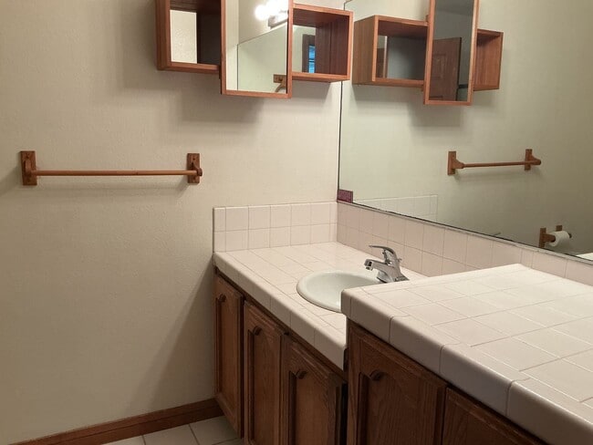 Photo - Los Caballeros Clubhouse #1302 Unit 1302