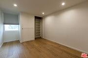 Photo - 22 Navy St Unit 306