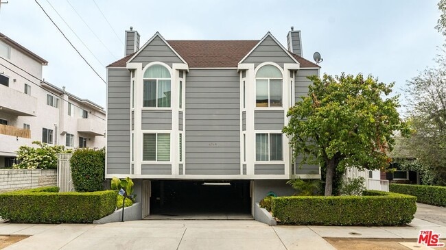 Photo - 4744 Ben Ave Townhome