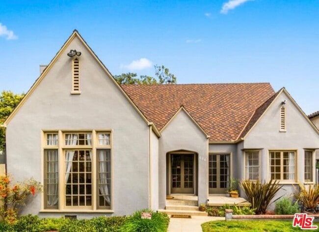 Building Photo - 650 S Gretna Green Way