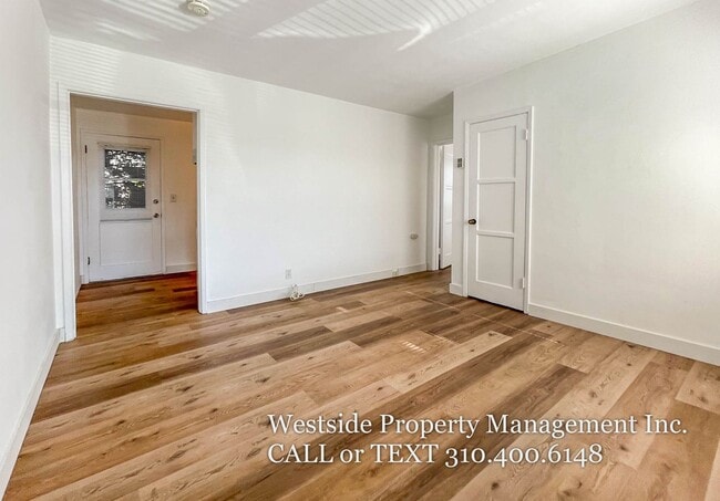 Building Photo - 1423 Harvard St Unit C