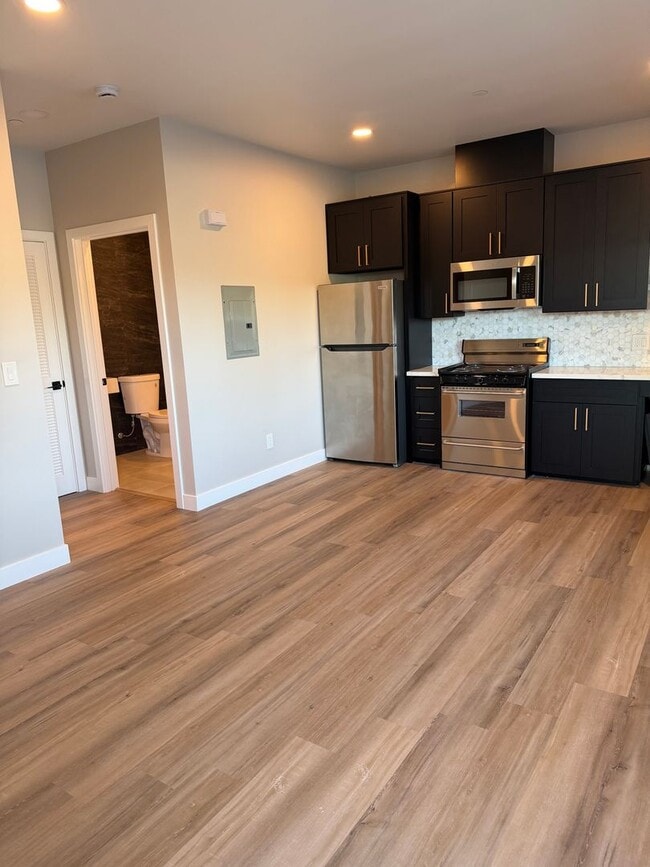 Building Photo - 3365 A St Unit Studio 2