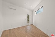 Photo - 257 S Park View St