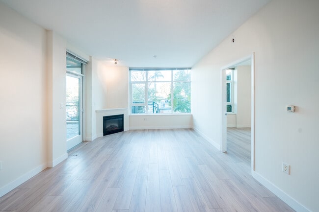 Photo - 475 Redwood St