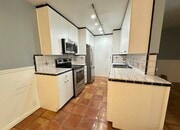 Photo - 960 Larrabee St Condo