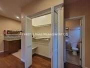 Photo - 930 E. Broadway-