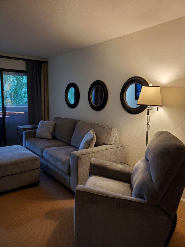 Photo - 2810 N Arcadia Ct Unit 214