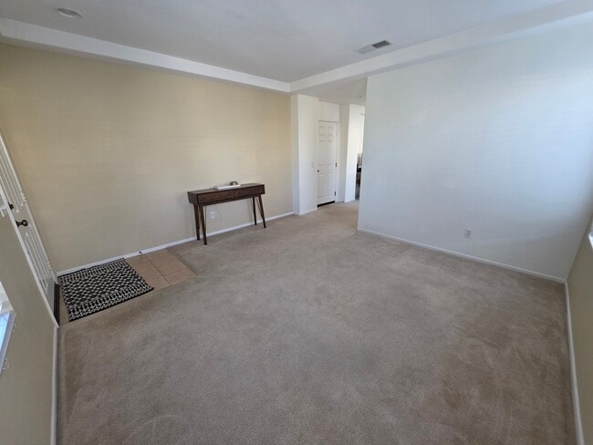 Photo - 165 Canyon Creek Way