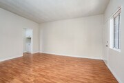 Photo - 5412 Willowcrest Ave Unit 3