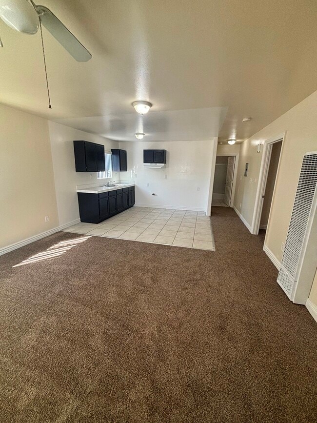 Photo - 132 E 79th St