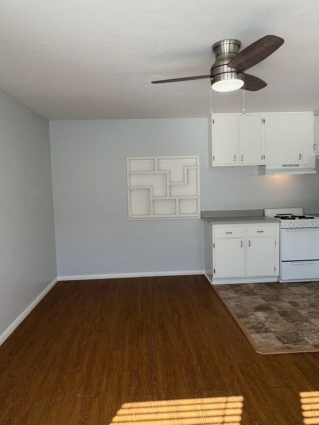 Photo - 272 Landis Ave Unit A